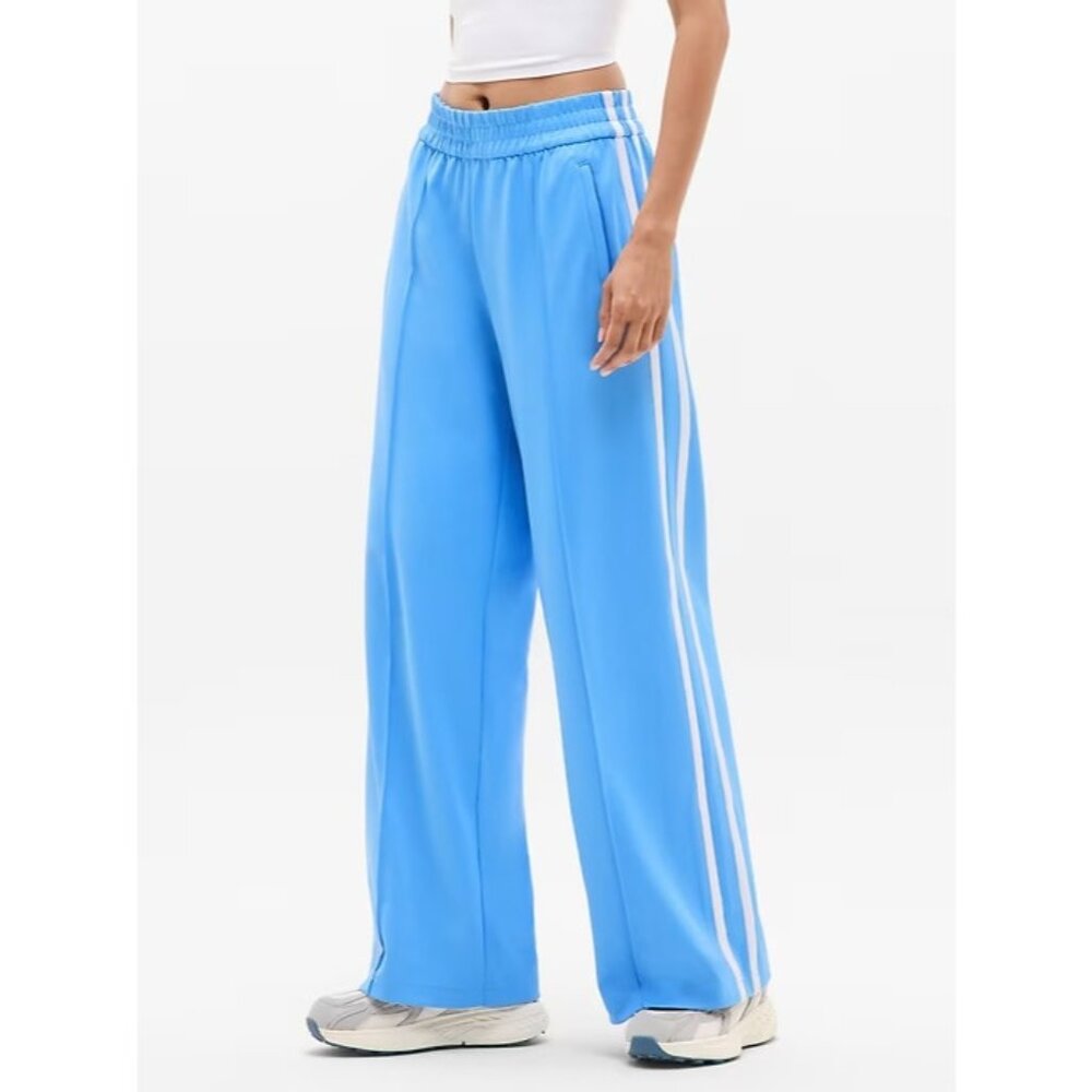 Athleta M Tempo Mid Rise Wide Leg Track Pants Cornflower Blue White Stripes